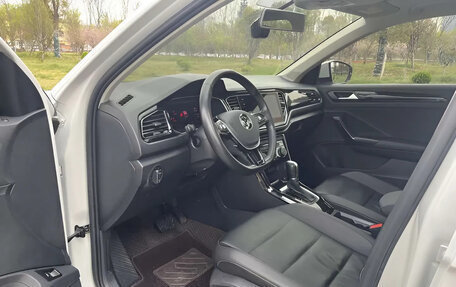 Volkswagen T-Roc I, 2022 год, 2 020 800 рублей, 9 фотография