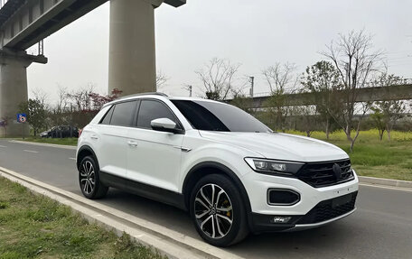 Volkswagen T-Roc I, 2022 год, 2 020 800 рублей, 5 фотография