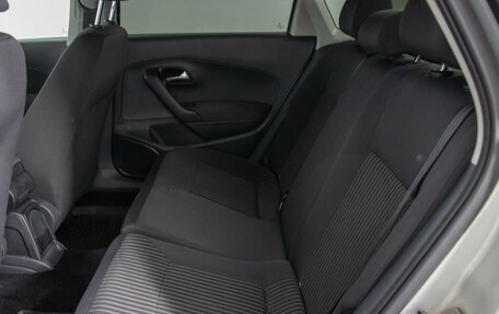 Volkswagen Polo VI (EU Market), 2011 год, 697 000 рублей, 11 фотография