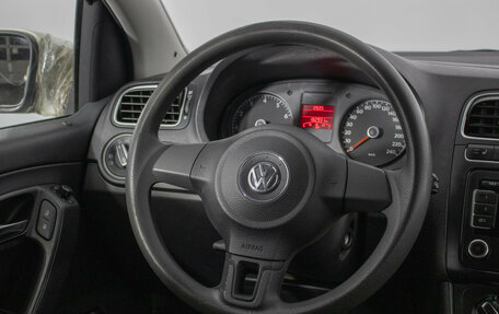 Volkswagen Polo VI (EU Market), 2011 год, 697 000 рублей, 15 фотография