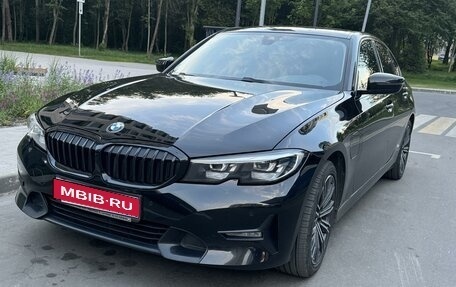 BMW 3 серия, 2019 год, 4 050 000 рублей, 1 фотография