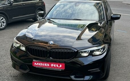 BMW 3 серия, 2019 год, 4 050 000 рублей, 2 фотография