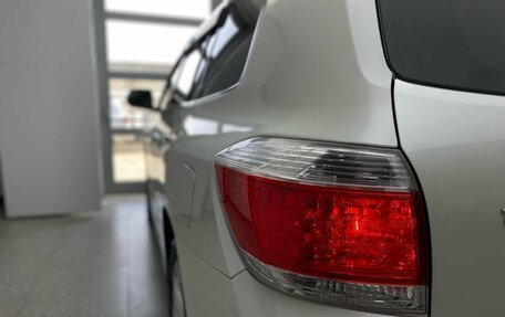 Toyota Highlander III, 2013 год, 2 300 000 рублей, 17 фотография