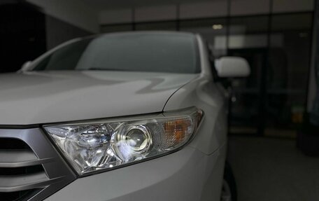 Toyota Highlander III, 2013 год, 2 300 000 рублей, 18 фотография