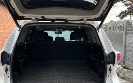 Toyota Highlander III, 2014 год, 3 650 000 рублей, 13 фотография