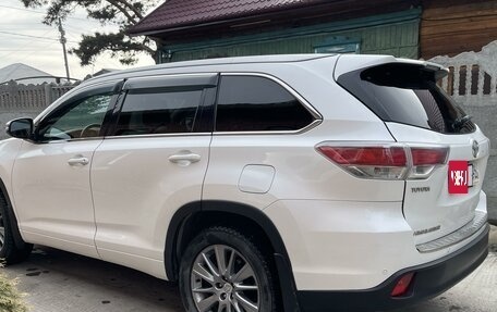 Toyota Highlander III, 2014 год, 3 650 000 рублей, 4 фотография