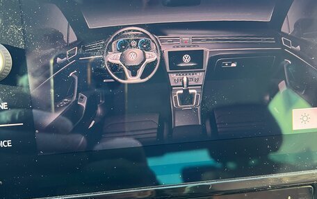 Volkswagen Passat B8 рестайлинг, 2021 год, 3 200 000 рублей, 4 фотография