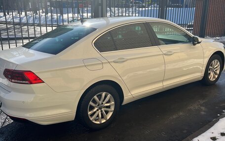 Volkswagen Passat B8 рестайлинг, 2021 год, 3 200 000 рублей, 2 фотография