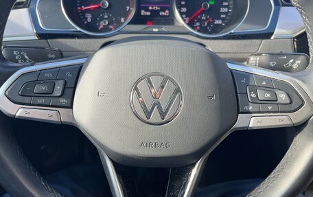 Volkswagen Passat B8 рестайлинг, 2021 год, 3 200 000 рублей, 8 фотография