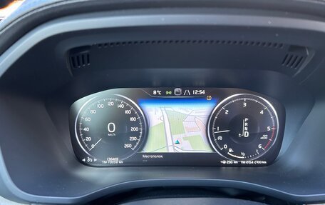 Volvo XC60 II, 2019 год, 3 200 000 рублей, 5 фотография