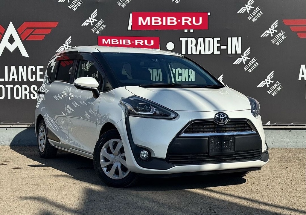Toyota Sienta, 2017 год, 1 680 000 рублей, 1 фотография