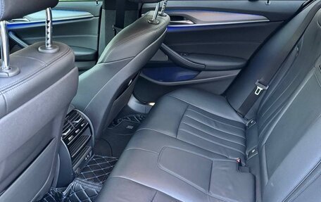 BMW 5 серия, 2019 год, 3 850 000 рублей, 4 фотография