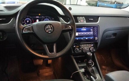 Skoda Octavia, 2018 год, 2 400 000 рублей, 5 фотография