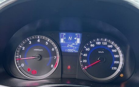 Hyundai Solaris II рестайлинг, 2015 год, 1 455 000 рублей, 16 фотография