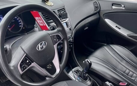 Hyundai Solaris II рестайлинг, 2015 год, 1 455 000 рублей, 13 фотография