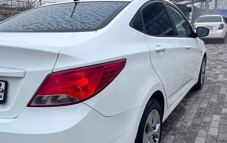 Hyundai Solaris II рестайлинг, 2015 год, 1 455 000 рублей, 27 фотография