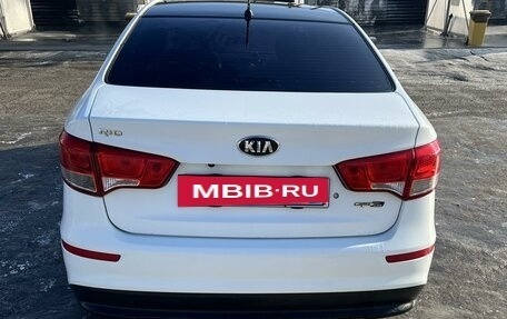 KIA Rio III рестайлинг, 2015 год, 1 100 000 рублей, 8 фотография