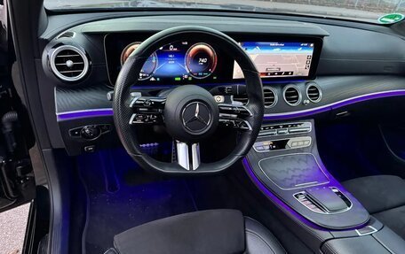 Mercedes-Benz E-Класс, 2022 год, 4 000 000 рублей, 5 фотография