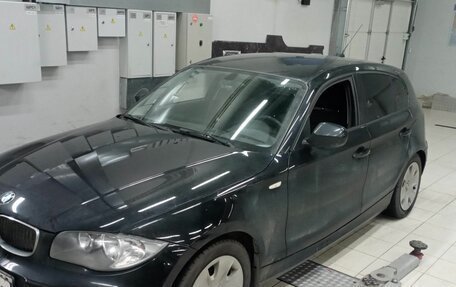 BMW 1 серия, 2011 год, 920 000 рублей, 1 фотография