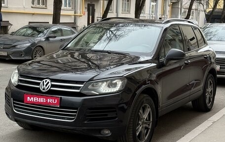 Volkswagen Touareg III, 2014 год, 2 450 000 рублей, 1 фотография