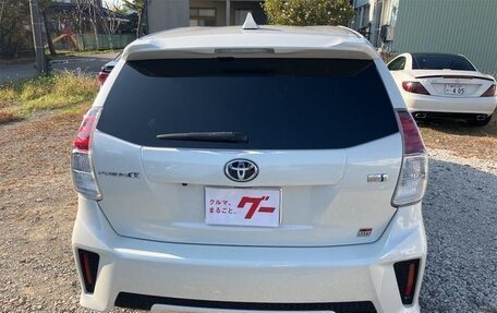 Toyota Prius Alpha I (ZVW40/41), 2020 год, 1 700 000 рублей, 5 фотография