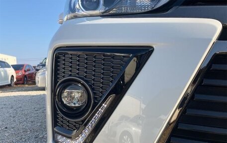 Toyota Prius Alpha I (ZVW40/41), 2020 год, 1 700 000 рублей, 12 фотография