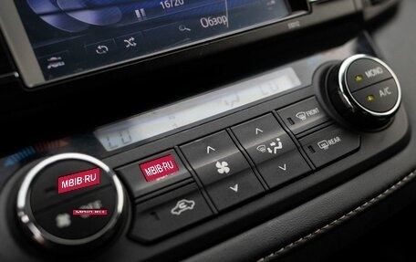 Toyota RAV4, 2016 год, 2 149 000 рублей, 16 фотография