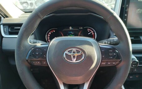 Toyota RAV4, 2020 год, 2 650 000 рублей, 4 фотография