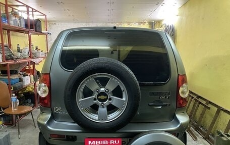 Chevrolet Niva I рестайлинг, 2007 год, 700 000 рублей, 7 фотография