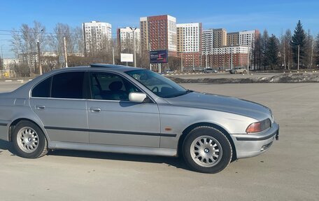 BMW 5 серия, 2000 год, 525 000 рублей, 4 фотография