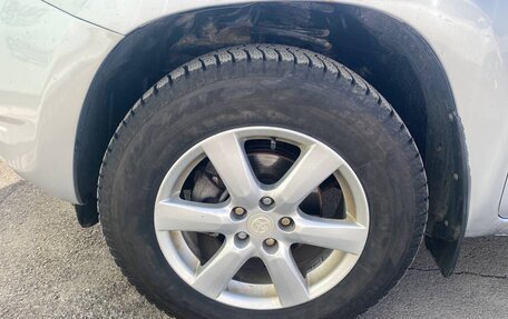 Toyota RAV4, 2006 год, 1 100 000 рублей, 18 фотография