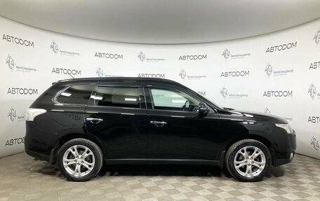 Mitsubishi Outlander III рестайлинг 3, 2013 год, 1 400 000 рублей, 4 фотография