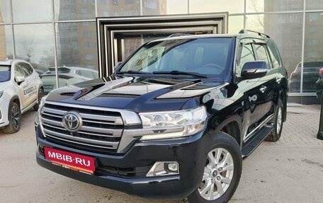 Toyota Land Cruiser 200, 2016 год, 6 100 000 рублей, 3 фотография