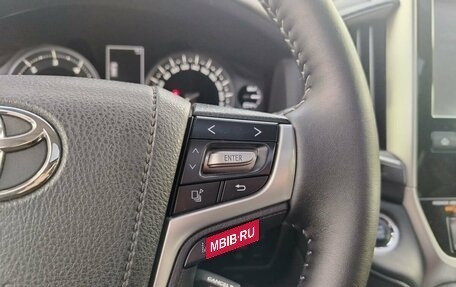 Toyota Land Cruiser 200, 2016 год, 6 100 000 рублей, 17 фотография