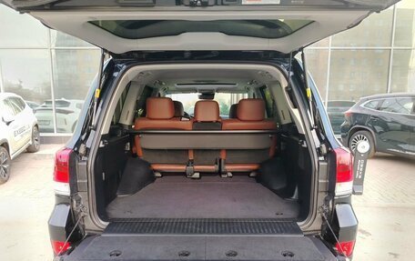 Toyota Land Cruiser 200, 2016 год, 6 100 000 рублей, 31 фотография