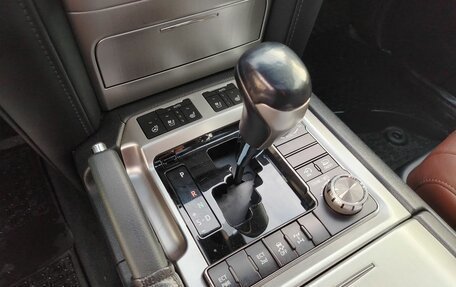 Toyota Land Cruiser 200, 2016 год, 6 100 000 рублей, 25 фотография