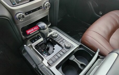 Toyota Land Cruiser 200, 2016 год, 6 100 000 рублей, 26 фотография