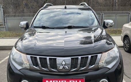 Mitsubishi L200 IV рестайлинг, 2017 год, 2 500 000 рублей, 11 фотография