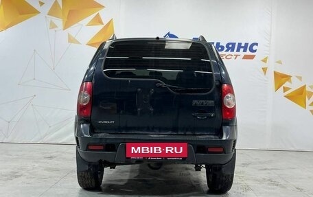 Chevrolet Niva I рестайлинг, 2013 год, 580 000 рублей, 4 фотография