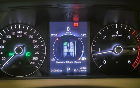 Land Rover Range Rover Velar I, 2018 год, 4 500 000 рублей, 11 фотография