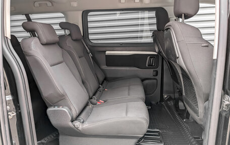 Peugeot Traveller I, 2021 год, 2 945 000 рублей, 12 фотография