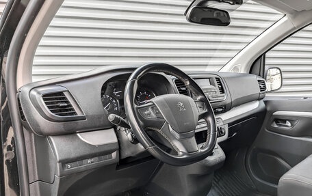 Peugeot Traveller I, 2021 год, 2 945 000 рублей, 16 фотография