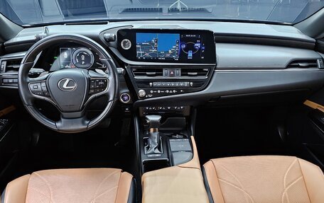 Lexus ES VII, 2021 год, 3 760 000 рублей, 16 фотография