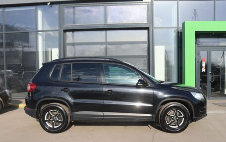 Volkswagen Tiguan I, 2010 год, 1 088 000 рублей, 6 фотография