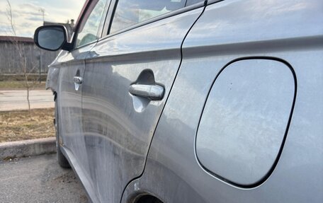 Mitsubishi Outlander III рестайлинг 3, 2012 год, 680 000 рублей, 9 фотография