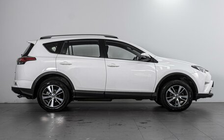 Toyota RAV4, 2018 год, 2 835 000 рублей, 5 фотография