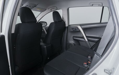 Toyota RAV4, 2018 год, 2 835 000 рублей, 11 фотография