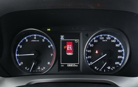 Toyota RAV4, 2018 год, 2 835 000 рублей, 23 фотография