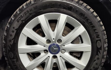 Mercedes-Benz A-Класс, 2016 год, 1 499 000 рублей, 25 фотография