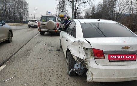 Chevrolet Cruze II, 2010 год, 360 000 рублей, 3 фотография